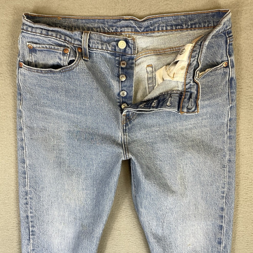 Levi's 501 Original Fit Jeans Men 32x28 Light Wash Tapered Button Fly Premium